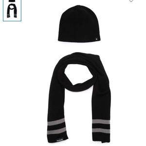 NWT Hurley New Yorker Beanie & Scarf 2-Piece Set